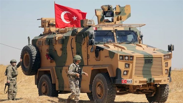 أطماع أردوغان التوسعية.. الجيش التركي يقتحم الشمال السوري بذرائع واهية.. والجارديان: قسد هي الهدف الرئيسي.. فما مصير 90 ألف