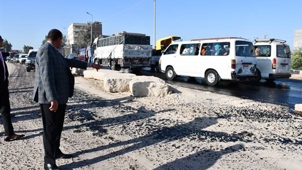 محافظ البحيرة يخصص ٤ مليون جنيه لأعمال الرصف في دمنهور