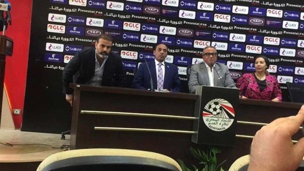 اتحاد الكرة يدرس طلب استضافة نهائي دوري أبطال إفريقيا.. تعرف على التفاصيل