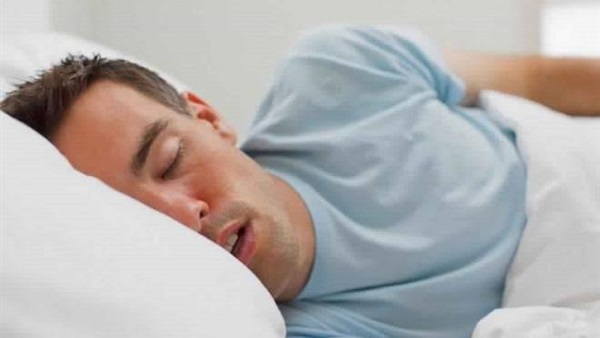 كيف تؤثر وضعية نومك على صحتك؟