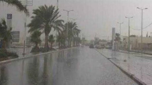أمطار غزيرة تضرب أبو سمبل في أسوان