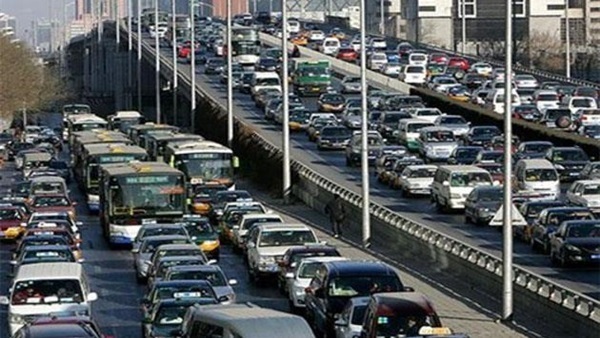 نشرة مرور أهل مصر.. كثافات حادة في شوارع وميادين العاصمة