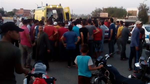 مصرع الأب ونجاة الابن من حادث تصادم بسمسطا ببني سويف
