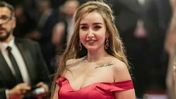 نسيتي ابوكي على طول.. الجمهور يغضب من هنا الزاهد بسبب طلعت زكريا