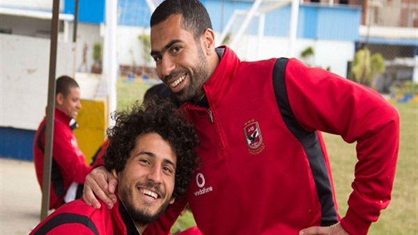 بعد رفض فتحي وغضب حجازي.. أزمة جديدة تضرب المنتخب بسبب منح صلاح شارة القيادة
