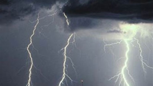 سحب رعدية وأمطار غزيرة.. الأرصاد الجوية تحذر من طقس الخميس وهذا هو الموعد الرسمي لفصل الشتاء