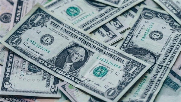 الدولار يستقر أمام الجنيه.. تعرف على أسعار العملات اليوم الخميس في البنوك