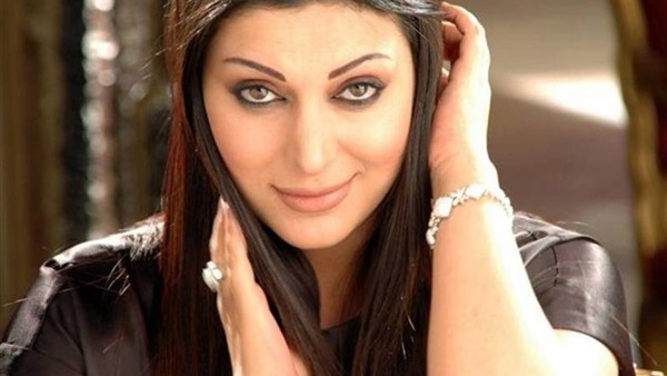 مايا نصري: سلامتها أم حسن سبب حبي للرقص الشرقي.. واتعلمت اللهجة المصرية من الأفلام