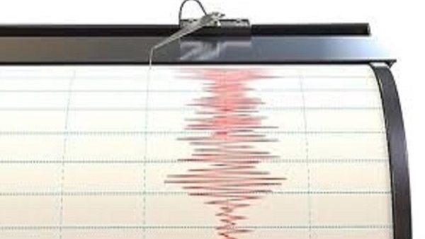 إصابة 530 شخصًا بفعل 153 هزة أرضية ضربت شمال إيران.. وفيديو للدمار الهائل