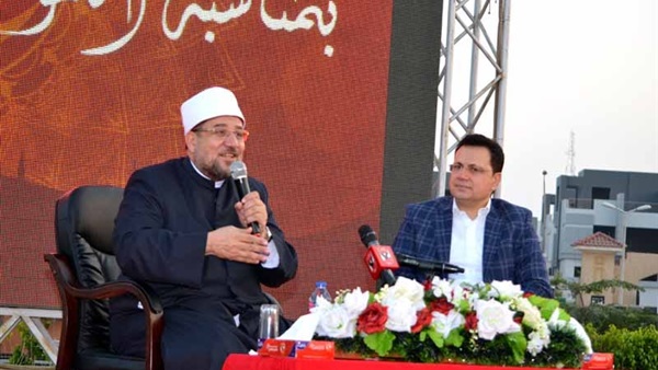 وزير الأوقاف من النادي الأهلي: يجب تثقيف الشباب حتى لا يختطفون من الجماعات الإرهابية