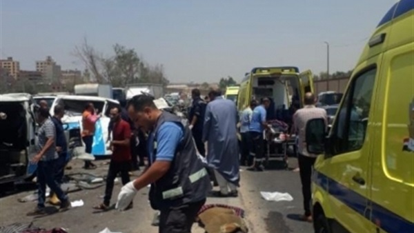 إصابة 6 أشخاص في حادث انقلاب سيارة على الطريق الصحراوي بالبحيرة