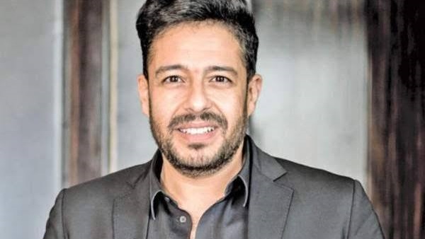 محمد حماقي يتعرض للضرب بسبب فتاة.. تعرف على التفاصيل (فيديو)