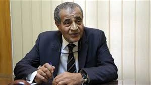 أول تعليق من وزير التموين على تخفيض أسعار 4 سلع مدعمة بالبطاقات