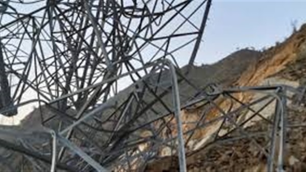 انهيار برج كهرباء بالوراق