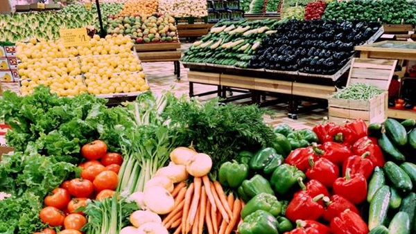 البطاطس بـ3.5 والفاصوليا بـ14.. اعرف أسعار الفواكه والخضروات اليوم في الأسواق
