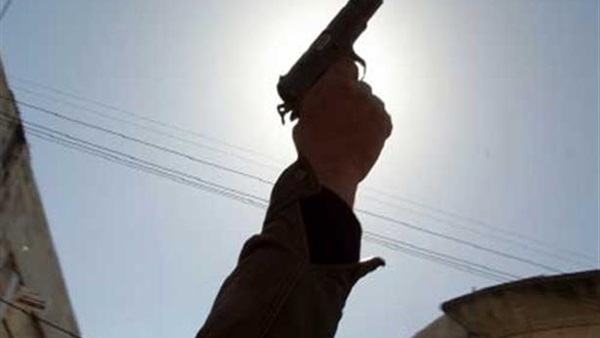 مشاجرة بالأسلحة النارية بين عائلتين فى مركز الفتح بأسيوط وسقوط 5 مصابين