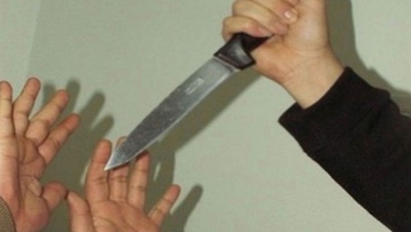 صعيدي يطعن والده بالسكين بسبب خلافات عائلية في نجع حمادي