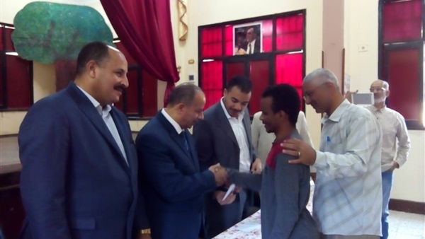 عالم الآثار المصرية زاهي حواس