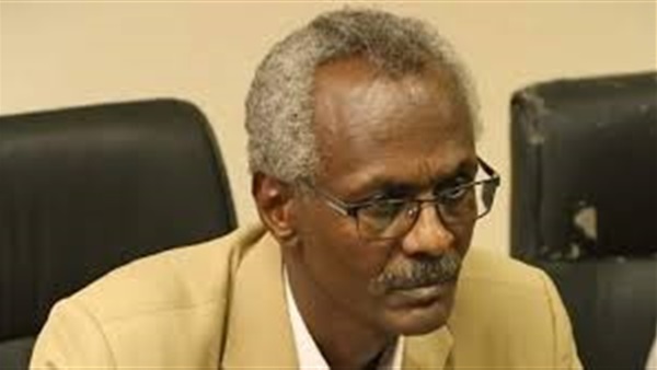 وزير الري والموارد المائية السوداني الدكتور ياسر عباس