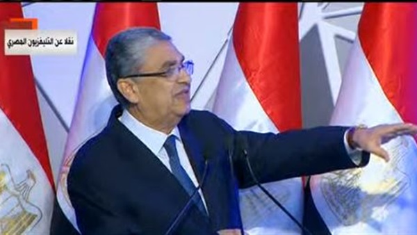 وزير الكهرباء خلال افتتاح عددًا من المشروعات التنموية بدمياط