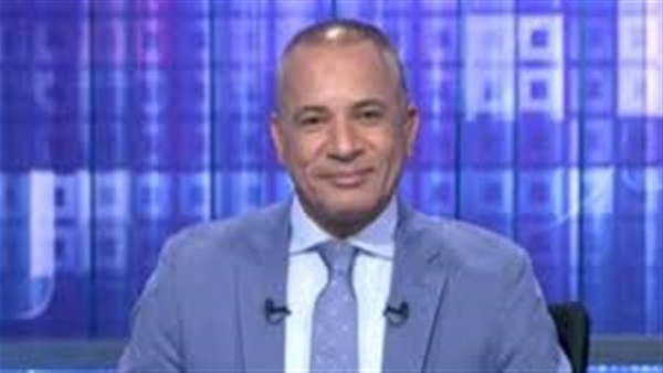 أحمد موسى يتأثر على الهواء بعد استجابة مجلس الوزراء لطفلة تبحث عن علاج لأمها وخالها (فيديو)