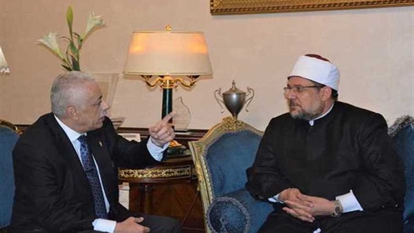وزيرا الأوقاف والتعليم