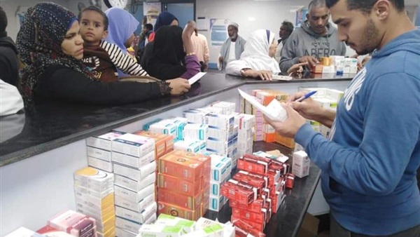 جامعة طنطا تنظم قوافل طبية وعلاجية بشلاتين وأبورماد