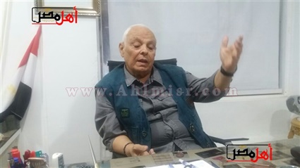 نحات الحروب.. عبده