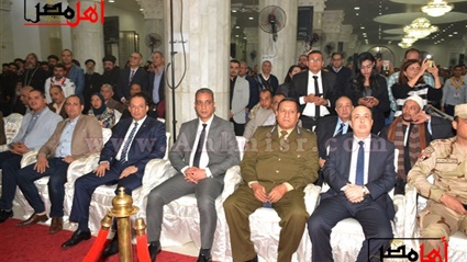 محافظ سوهاج يشهد