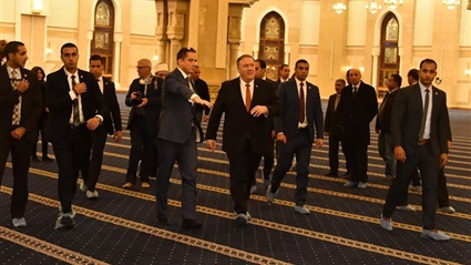 10 صور تلخص زيارة