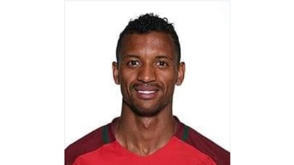 اللعب بالأعصاب سياسة