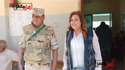 نهال عنبر