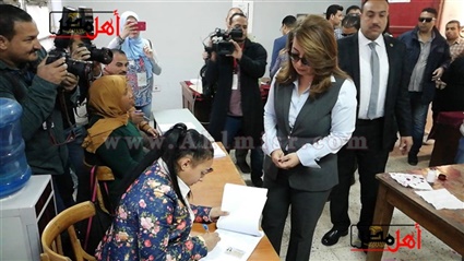 شياكة وزيرة التضامن