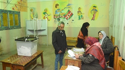 غلق لجان استفتاء