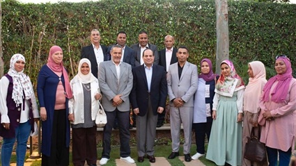 الرئيس السيسي يتناول