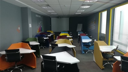 مصنع إنتاج الشركات