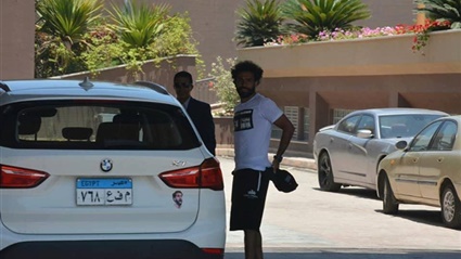 شاهد محمد صلاح يتجول