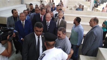 يسع لـ126 باكية..