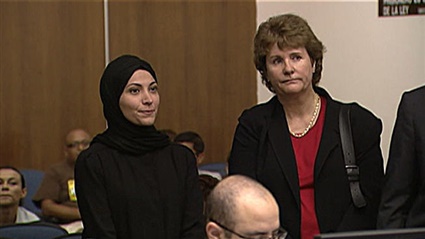 من القصور إلى المحاكم..