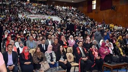 محافظ الشرقية يشهد