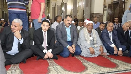محافظ سوهاج يشهد