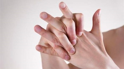 أسباب حدوث طقطقة