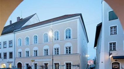 منعا لولادة هتلر