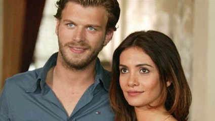 حقيقة انتحار بطلة